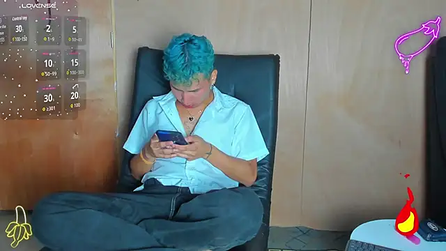 Snapshot of spicy_adonhis chatting on October 12, 10:58 am spicy adonhis online show from October 12, 10:58 am