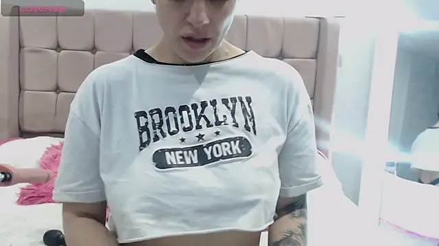 Snapshot of HotAss_Hally chatting on September 12, 9:42 am HotAss Hally online show from September 12, 9:42 am