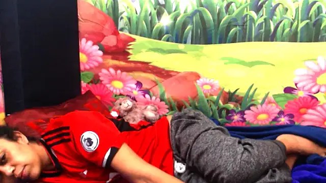 indiandesire4u69 online show from November 1, 1:07 am