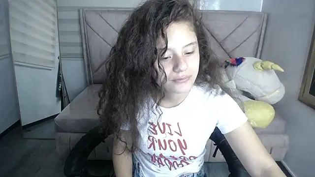 Snapshot of Velvet_Moon_V chatting on September 17, 1:13 pm Velvet Moon V online show from September 17, 1:13 pm