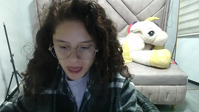 Snapshot of Velvet_Moon_V chatting on November 14, 1:10 pm Velvet Moon V online show from November 14, 1:10 pm