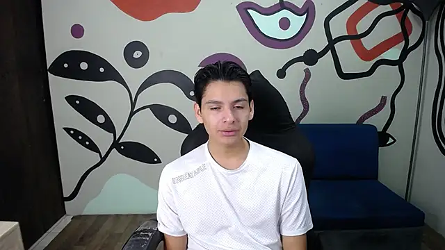 Luca vega online show from October 20, 12:27 pm