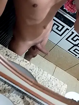 Snapshot of Gusttavotesudoxxvvc chatting on October 1, 4:07 am Gusttavotesudoxxvvc online show from October 1, 4:07 am