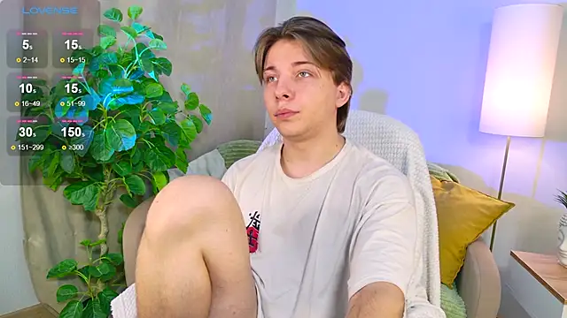 Robby Manson online show from October 10, 1:32 pm