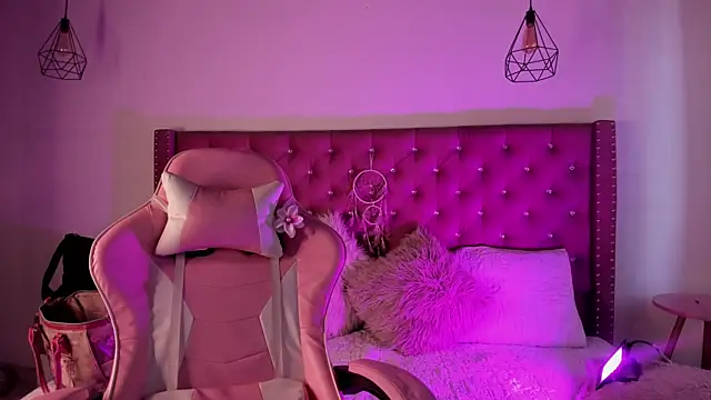 Jade rey  online show from September 25, 8:34 pm