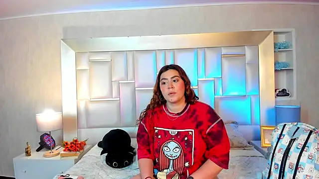 Snapshot of AdelaTaylor chatting on October 30, 11:33 am AdelaTaylor online show from October 30, 11:33 am