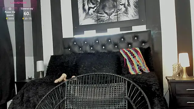 Snapshot of aliceemature4u chatting on September 22, 12:56 am aliceemature4u online show from September 22, 12:56 am