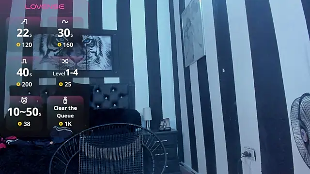 Snapshot of aliceemature4u chatting on October 26, 10:36 pm aliceemature4u online show from October 26, 10:36 pm