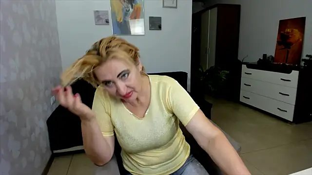 Snapshot of MilanaAlvis chatting on September 9, 6:24 am MilanaAlvis online show from September 9, 6:24 am