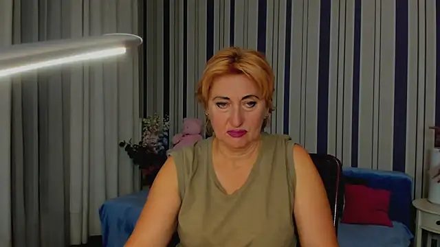 Snapshot of MilanaAlvis chatting on October 13, 6:13 am MilanaAlvis online show from October 13, 6:13 am