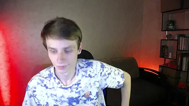 Snapshot of yes_cute_boy_ chatting on October 12, 7:24 pm yes cute boy online show from October 12, 7:24 pm