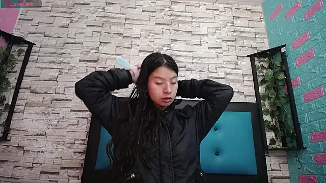 maily can online show from September 18, 12:18 pm