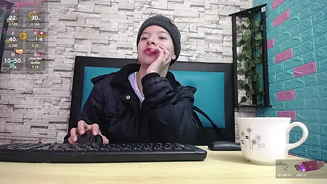 maily can online show from October 4, 12:25 pm