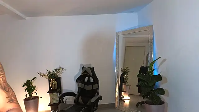 Wyatt Rose online show from October 1, 12:38 am