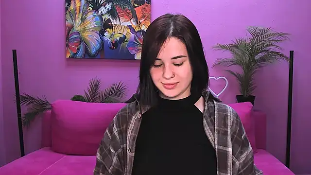 lil angel  online show from November 17, 9:04 am