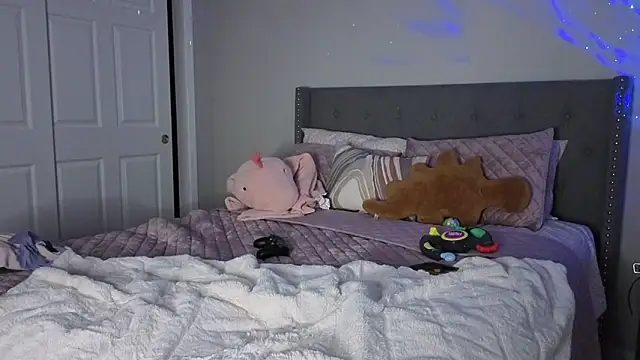 bambifarrina online show from October 3, 2:08 am