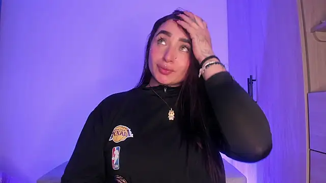 scarlett Collinss online show from November 19, 5:07 am