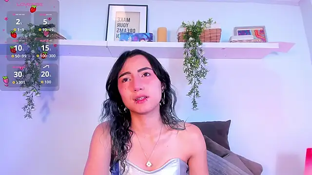 Snapshot of Vampgyal chatting on September 30, 8:03 pm Vampgyal online show from September 30, 8:03 pm