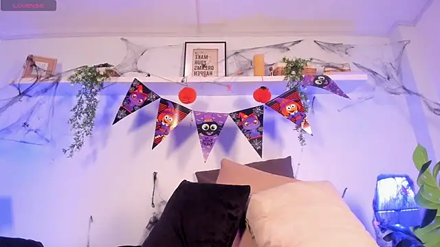 Snapshot of Vampgyal chatting on November 3, 8:21 pm Vampgyal online show from November 3, 8:21 pm