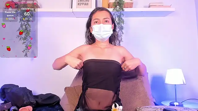 Snapshot of Vampgyal chatting on November 13, 8:41 pm Vampgyal online show from November 13, 8:41 pm