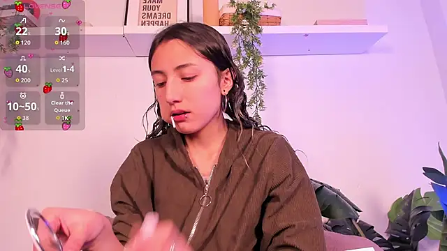 Snapshot of Vampgyal chatting on December 15, 11:09 pm Vampgyal online show from December 15, 11:09 pm