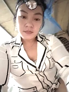 naop04 online show from October 31, 11:17 pm