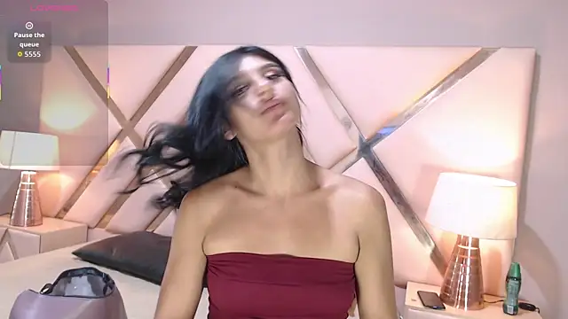 VioletLux online show from October 3, 7:44 pm