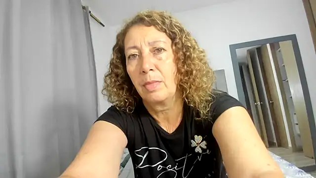 Snapshot of sarita_mature chatting on November 5, 10:59 am sarita mature online show from November 5, 10:59 am