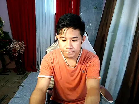 Snapshot of urboy_cass chatting on September 28, 3:56 am urboy cass online show from September 28, 3:56 am