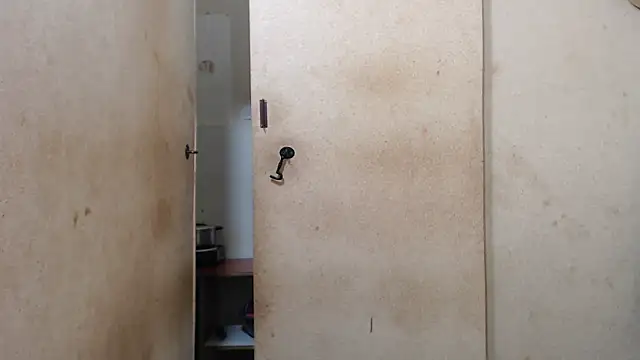 Snapshot of SweetSlender01 chatting on October 17, 7:38 pm SweetSlender01 online show from October 17, 7:38 pm