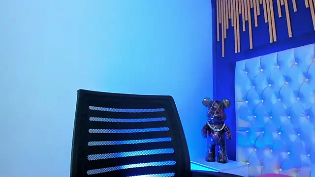 Scarlet fx online show from September 16, 7:04 pm