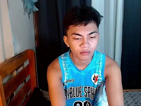 Snapshot of urguy_marco chatting on October 1, 5:30 pm urguy marco online show from October 1, 5:30 pm