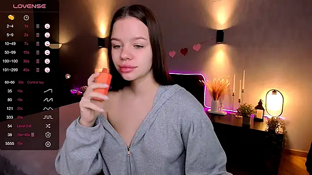 marydreams  online show from November 15, 1:58 am