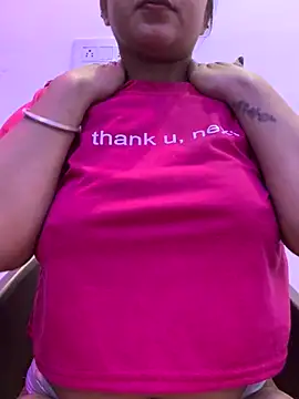 misharani00 online show from September 12, 1:38 am