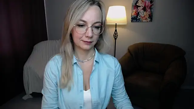 Ava Elior online show from September 17, 9:44 am