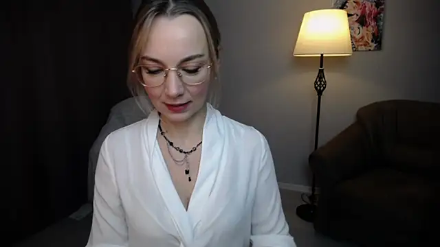 Ava Elior online show from October 20, 10:05 am