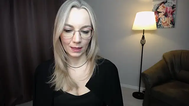 Ava Elior online show from November 27, 9:55 am