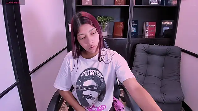 SharonQueen1 online show from November 21, 12:04 pm