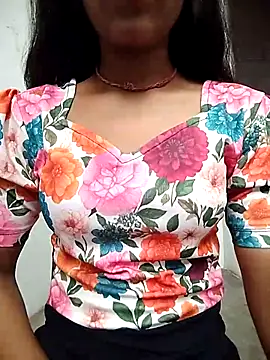 Naina 04 online show from September 30, 4:50 am