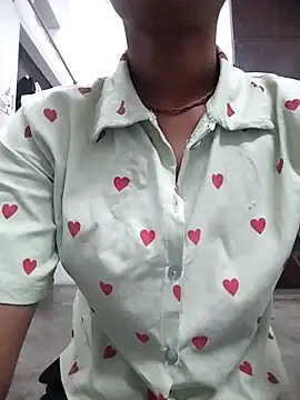 Naina 04 online show from October 1, 4:24 pm