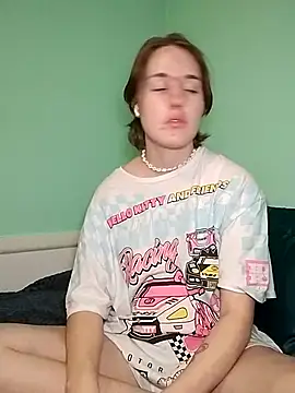 angelbliss10100 online show from October 6, 10:29 pm