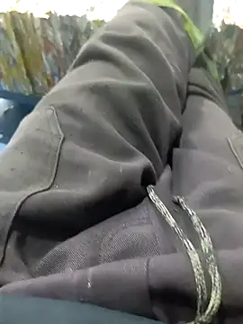 Snapshot of safadinhoo007 chatting on October 30, 6:15 am safadinhoo007 online show from October 30, 6:15 am