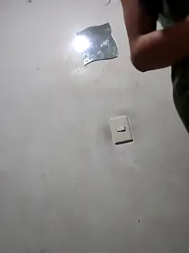 Megara 25 online show from December 1, 11:37 am