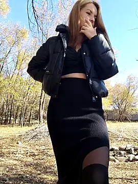 Snapshot of YOOUR_EVAA chatting on October 8, 7:39 am YOOUR EVAA online show from October 8, 7:39 am