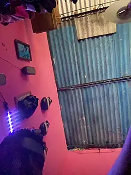 Snapshot of RandalHot chatting on September 29, 4:23 pm RandalHot online show from September 29, 4:23 pm