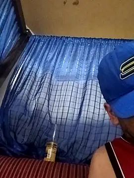 Snapshot of RandalHot chatting on November 21, 6:34 am RandalHot online show from November 21, 6:34 am