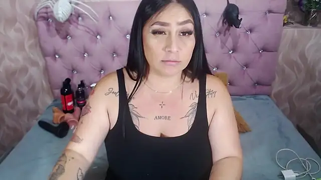 Naomi Braunx online show from October 31, 12:55 am