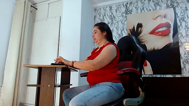 mariani smith online show from October 8, 12:03 pm