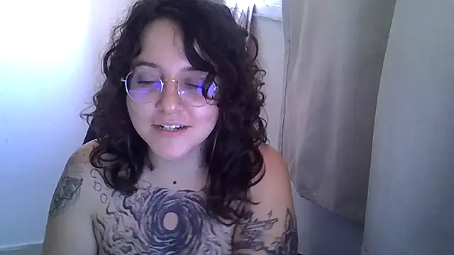 Blue Liz online show from October 12, 6:29 pm