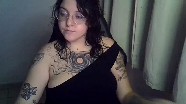 Blue Liz online show from October 21, 8:20 pm